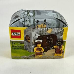 LEGO Iconic Cave Set 5004936 Caveman Cavewoman Minifigure Collection Promo New